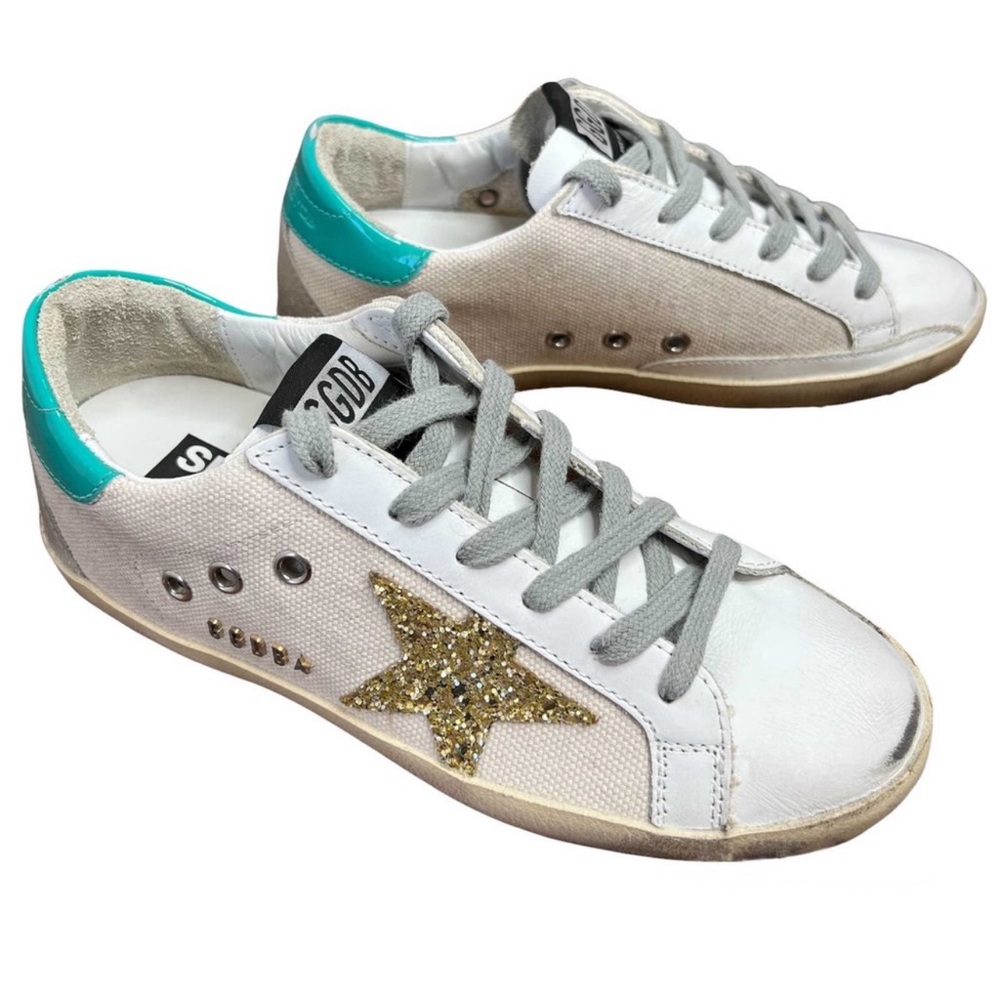Golden Goose Deluxe Brand Superstar Sneaker in natural & gold size 36